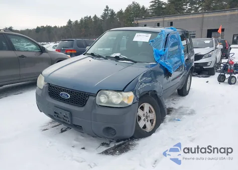 2005 Ford Escape Xls from USA, damaged, VIN 1FMYU92ZX5DA08755